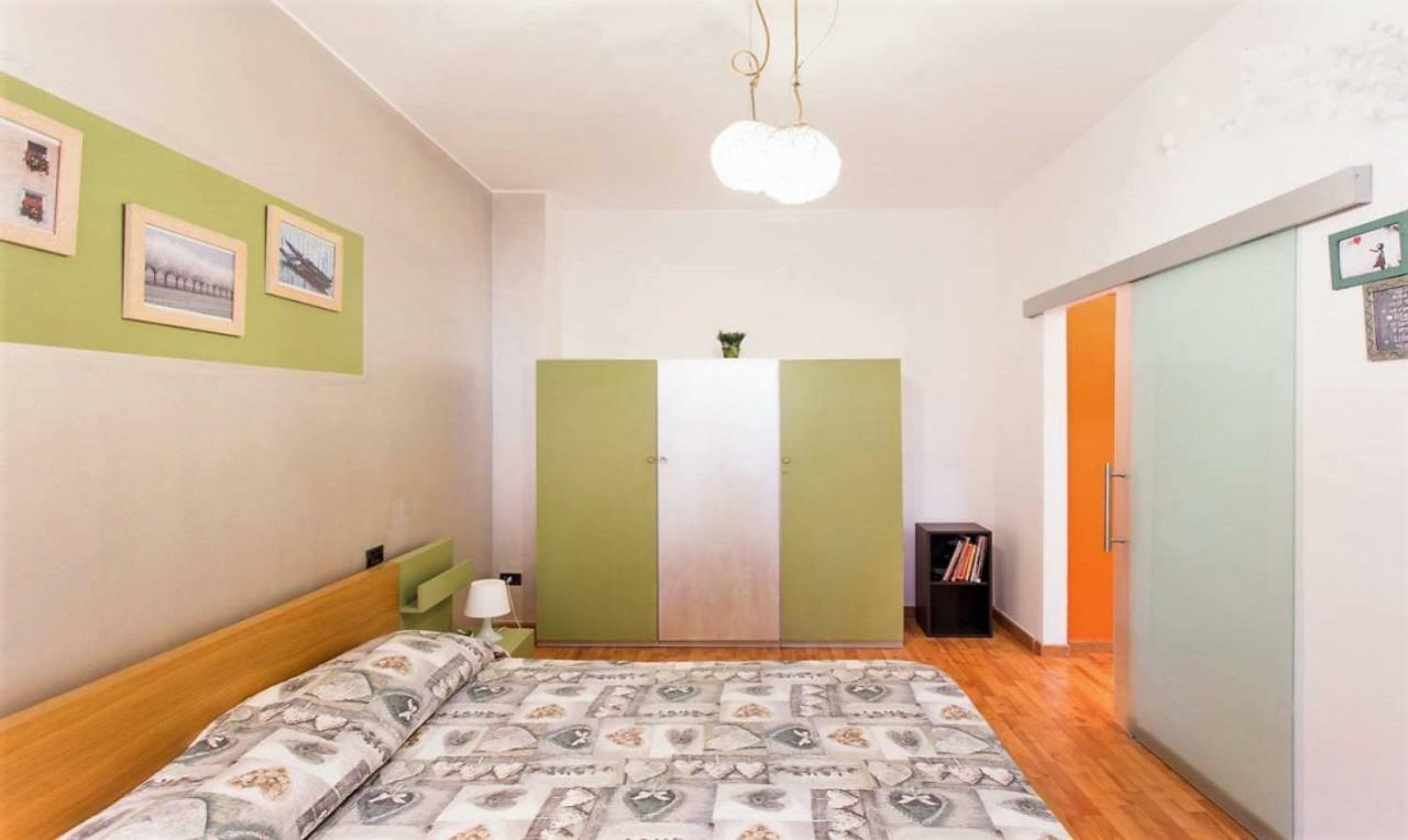 Isola Lagosta Apartment Mediolan Zewnętrze zdjęcie