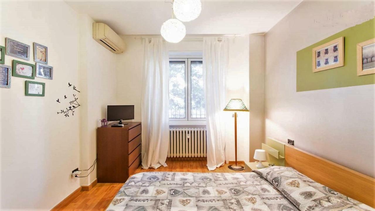 Isola Lagosta Apartment Mediolan Zewnętrze zdjęcie