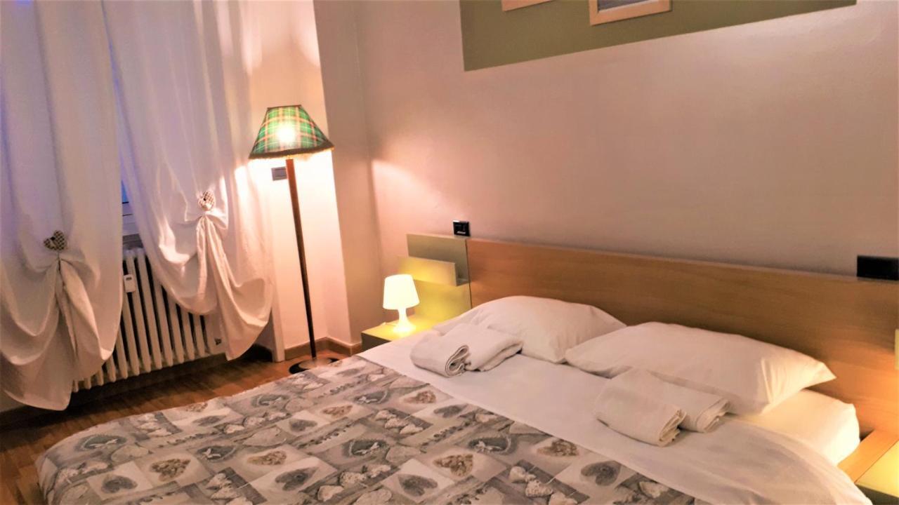 Isola Lagosta Apartment Mediolan Zewnętrze zdjęcie